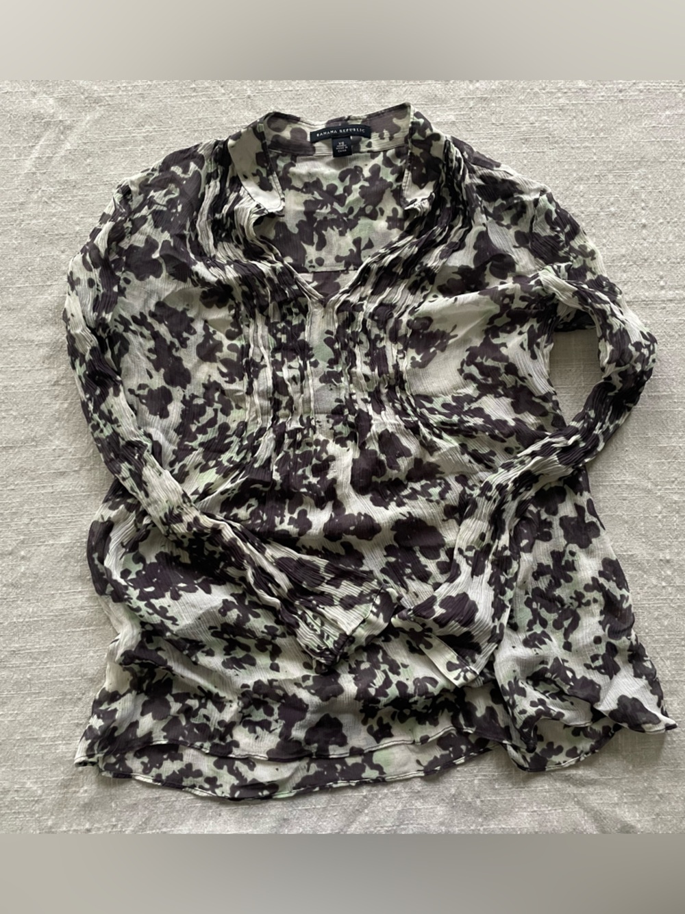 Banana Republic Silk Blouse